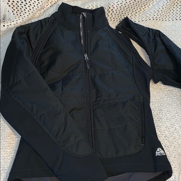 nike acg black jacket